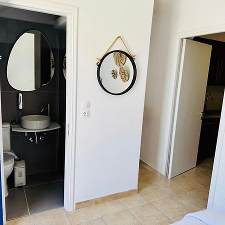 Villa Jenny Stylianou Spétses Exteriör bild